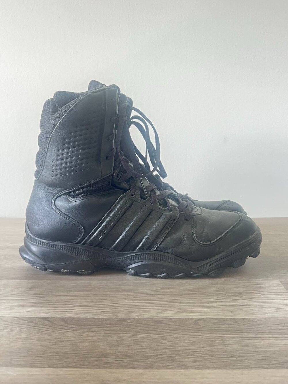 adidas Men's GSG-9.2 Waterproof Boots Men's Size 12 Black